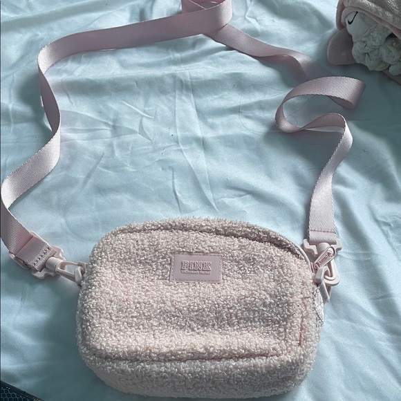 PINK Victoria's Secret Blush Crossbody Bag - Picture 1 of 2